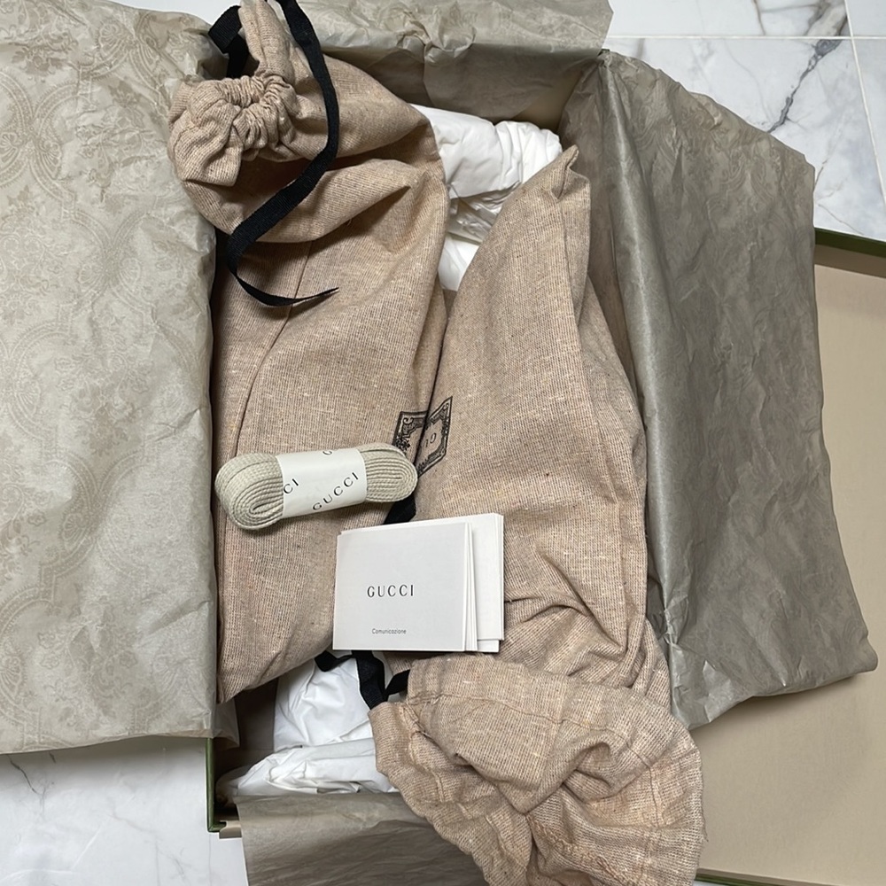 Gucci Limited Edition SCREENER TIGER 🐯 SNEAKERS - Picture 14 of 17